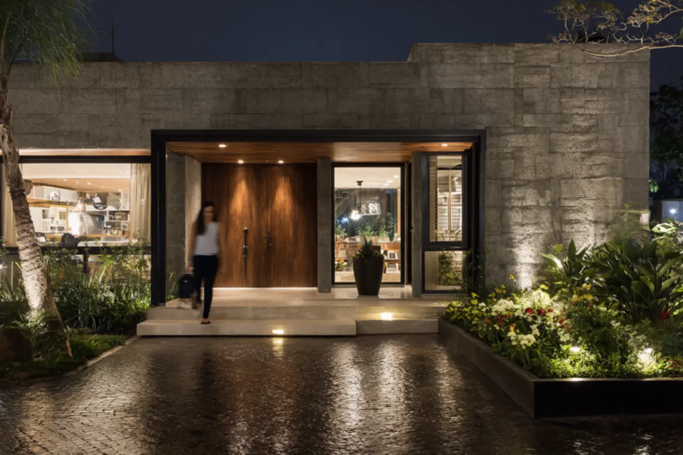 9-ideias-incriveis-para-fachadas-acessiveis-que-escondem-luxo-e-personalidade-4 9 Ideias Incríveis para fachadas acessíveis que escondem luxo e personalidade 9-ideias-incriveis-para-fachadas-acessiveis-que-escondem-luxo-e-personalidade-4 9 Ideias Incríveis para fachadas acessíveis que escondem luxo e personalidade