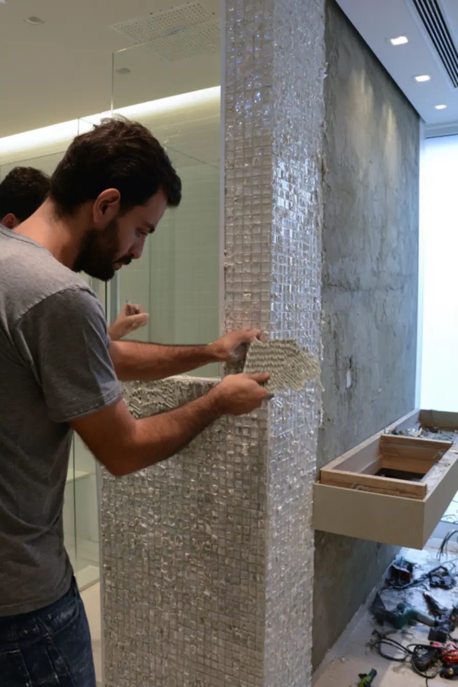 banheiro-sem-personalidade Chega de banheiro sem personalidade: texturas nas paredes estão roubando a cena banheiro-sem-personalidade Chega de banheiro sem personalidade: texturas nas paredes estão roubando a cena
