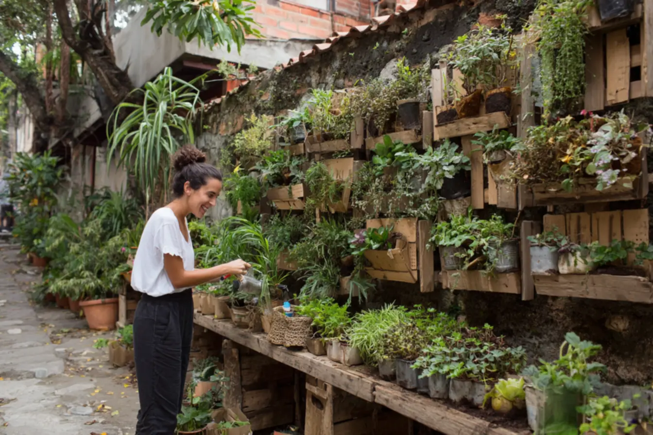 como-usar-camadas-naturais-no-jardim-para-economizar-tempo-e-valorizar-suas-plantas-4 Como usar camadas naturais no jardim para economizar tempo e valorizar suas plantas como-usar-camadas-naturais-no-jardim-para-economizar-tempo-e-valorizar-suas-plantas-4 Como usar camadas naturais no jardim para economizar tempo e valorizar suas plantas